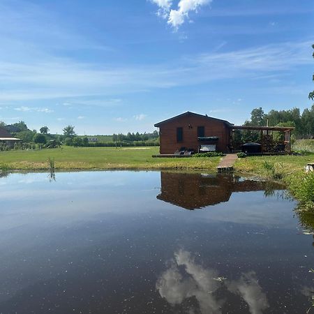 ホテル Kundzini Bīriņi エクステリア 写真