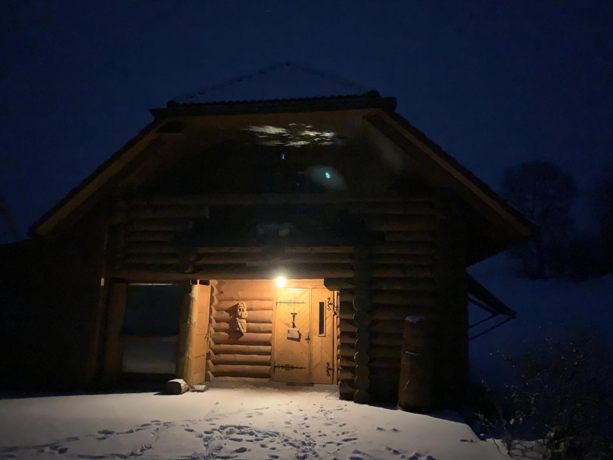 ホテル Kundzini Bīriņi エクステリア 写真